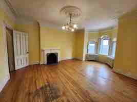 featured image of 184 Germain St #4