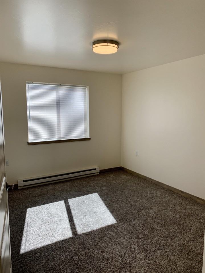 831 Gibbon St #3 - Photo 2 of 14