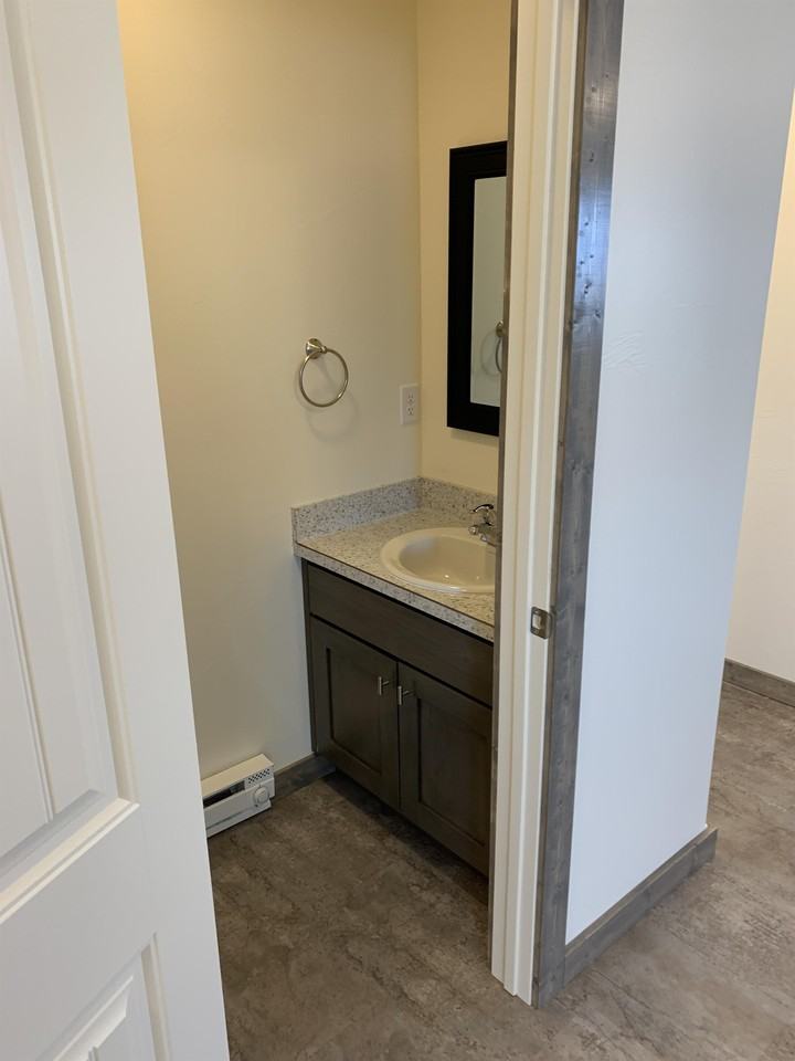 831 Gibbon St #3 - Photo 5 of 14