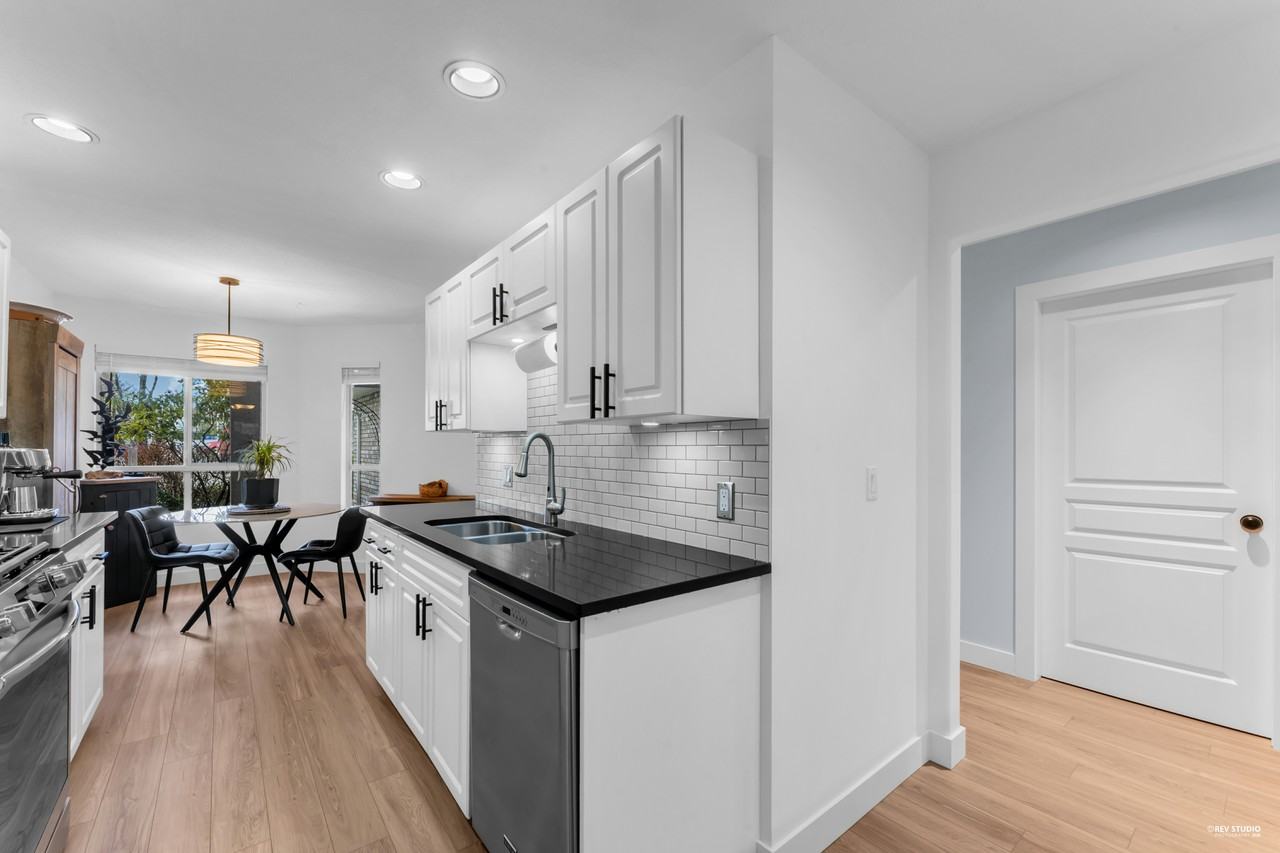 15550 26 Avenue #140 - Photo 7 of 24