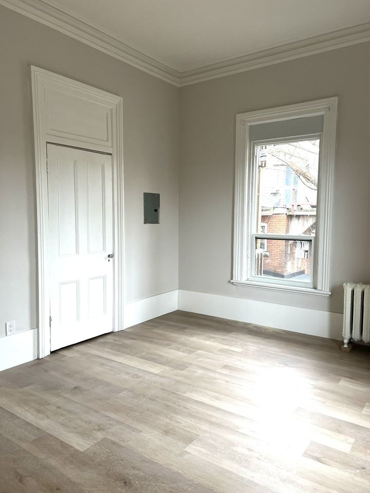 Blake Residence - Photo 3 of 15