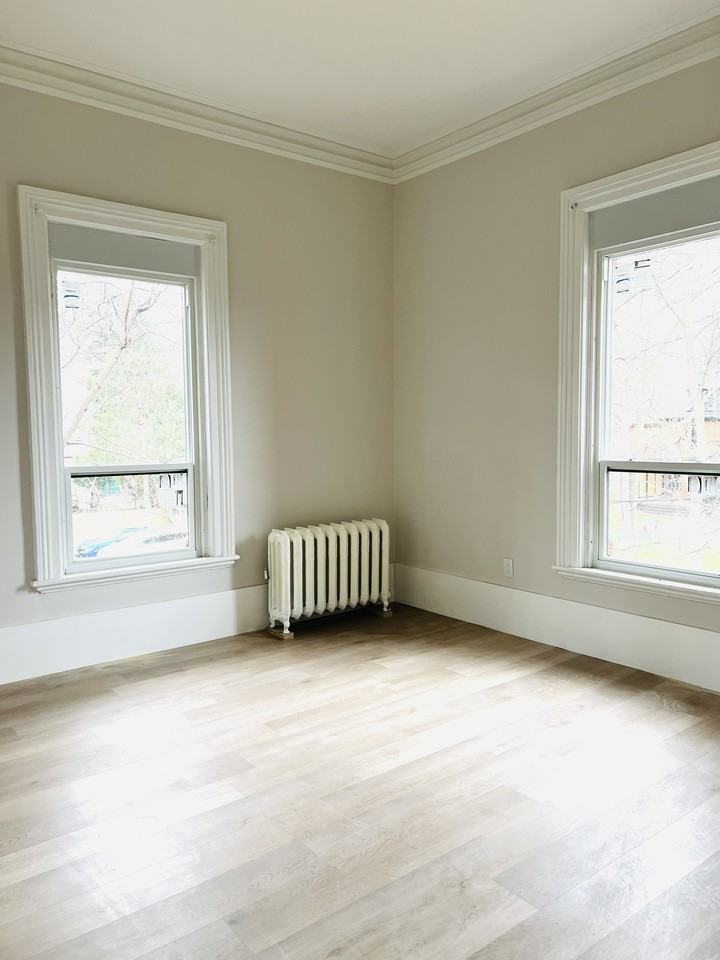 Blake Residence - Photo 4 of 15