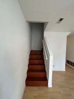 4390 McPherson AvenueMcPherson Avenue #4390E - Photo 7 of 37