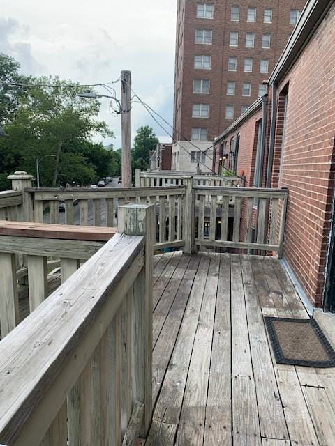 McPherson Avenue - 4396-2EMcPherson Avenue #4396-2E - Photo 4 of 39