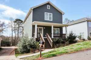 featured image of 372 Arch St #1