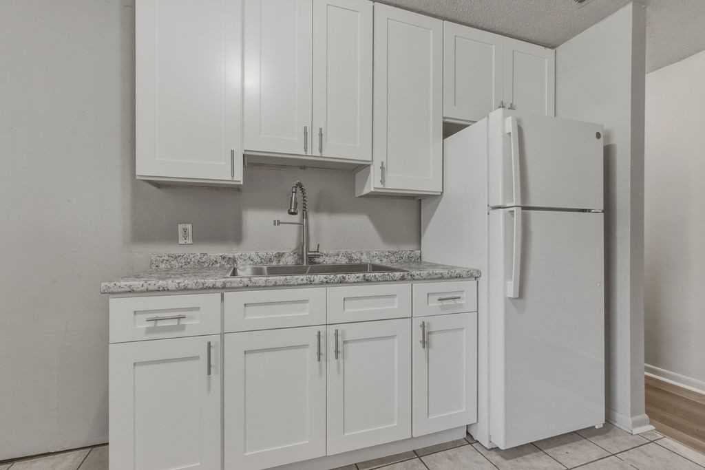 1427 Connecticut St #A - Photo 6 of 15