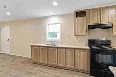 135 Southlake Dr #1 - Photo 5 of 33