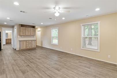 135 Southlake Dr #1 - Photo 6 of 33