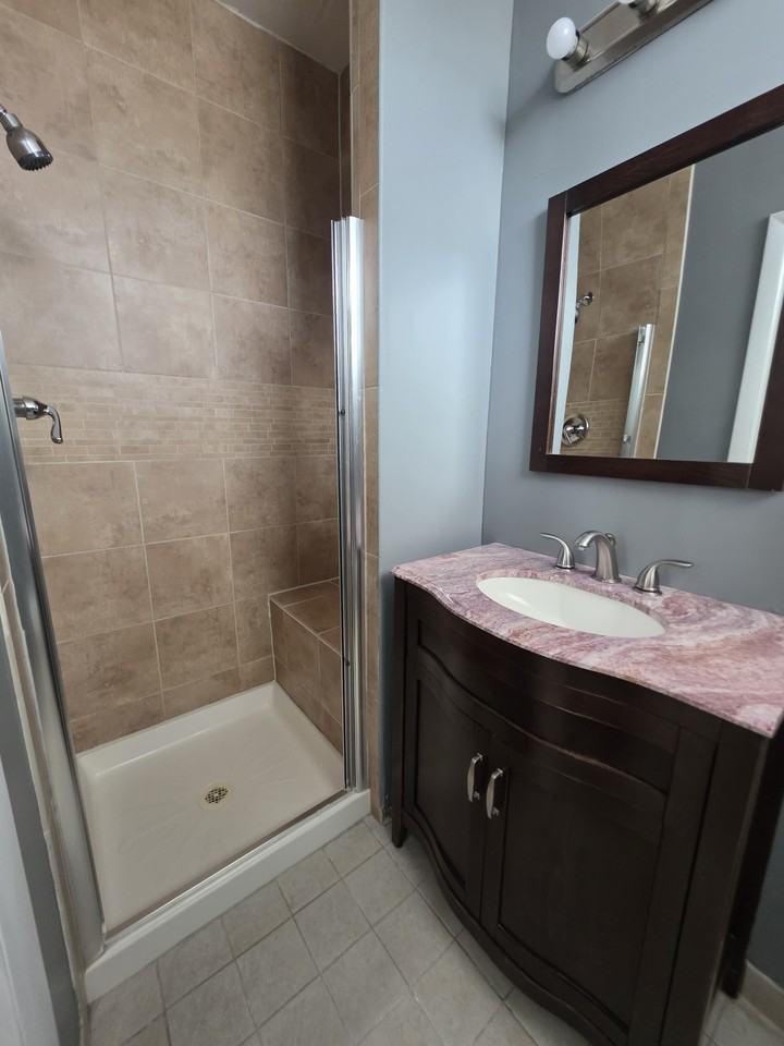 526 Saint Paul Pl #526-3 - Photo 6 of 10