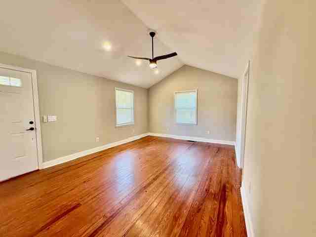 534 W Pennsylvania Ave #1 - Photo 4 of 30