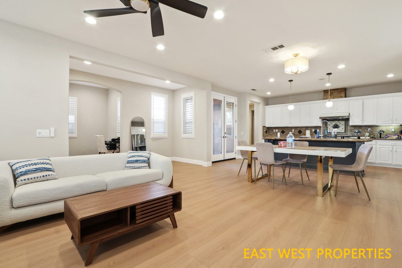 27 Hathaway #1 - Photo 4 of 33