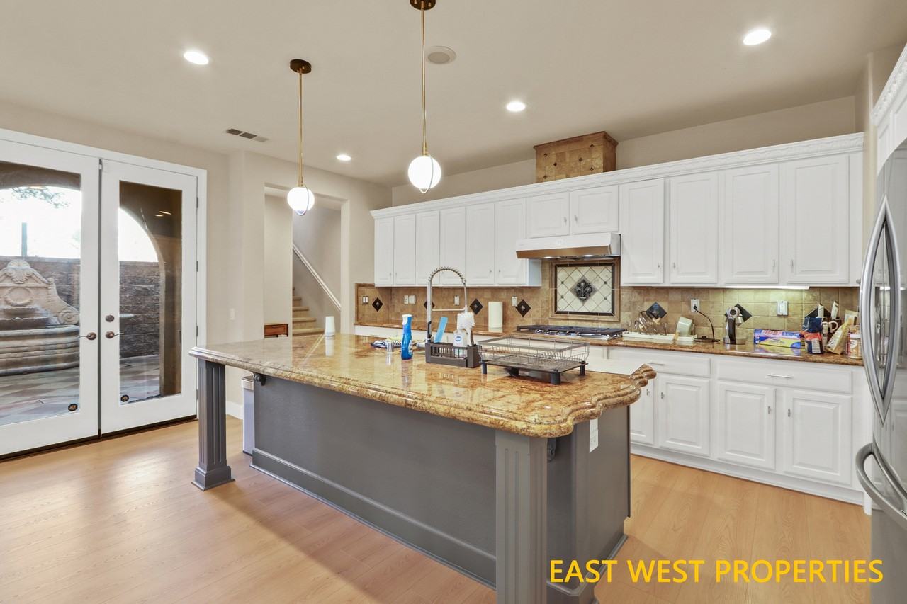 27 Hathaway #1 - Photo 7 of 33