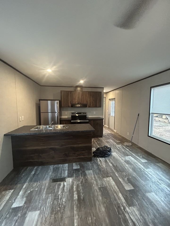 205 Addison St #1 - Photo 4 of 15