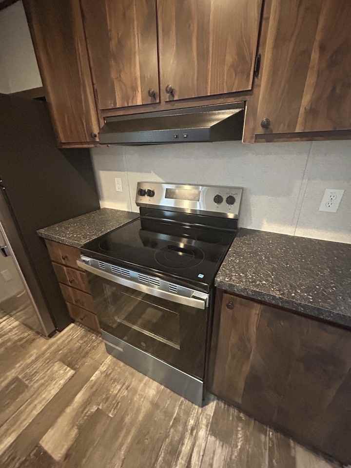 205 Addison St #1 - Photo 5 of 15