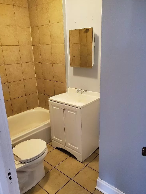 1835 Hovland Ct #1 - Photo 4 of 19