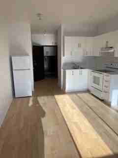 5497A Av Victoria #224