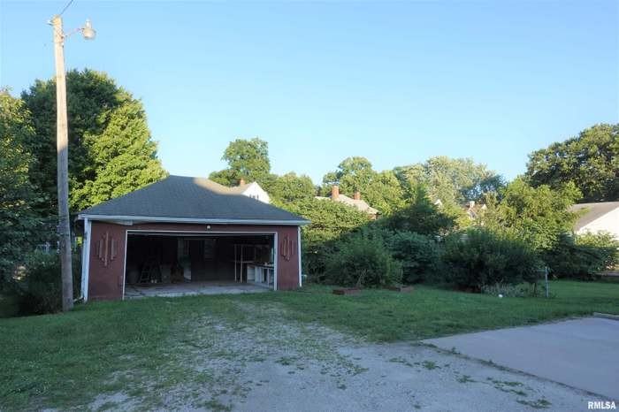 797 N Seminary St #799 - Photo 3 of 10