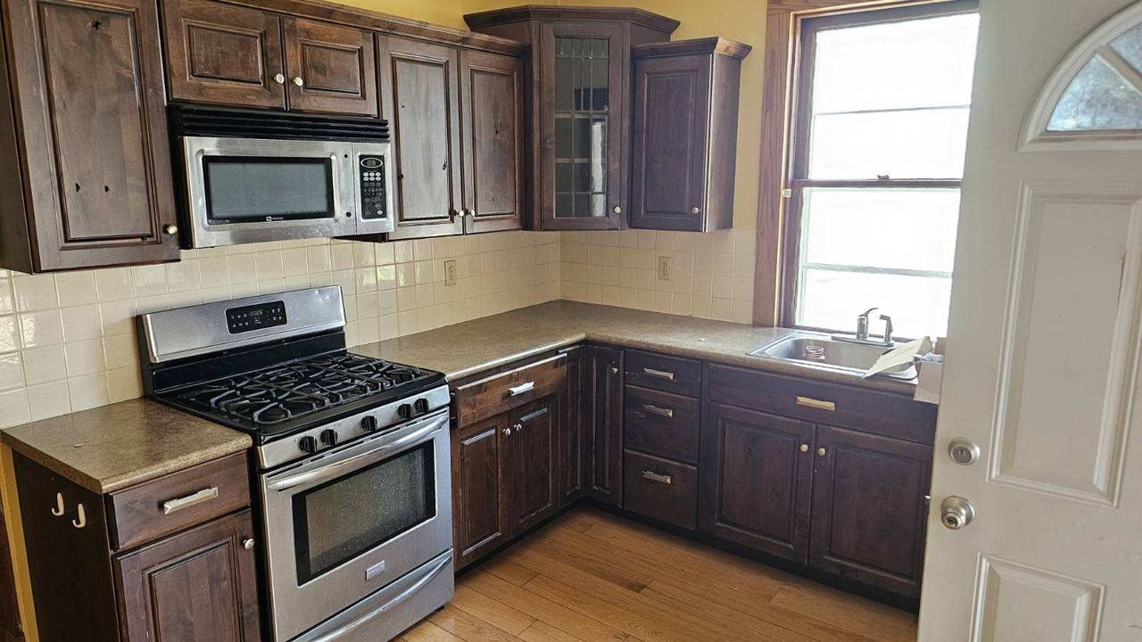 797 N Seminary St #799 - Photo 7 of 10