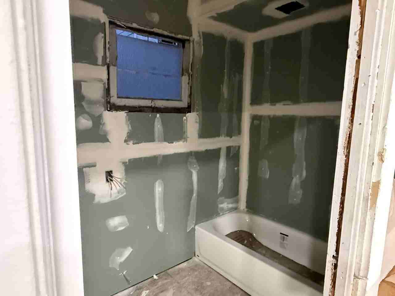 3138 Seymour Ave #DOWN - Photo 2 of 7