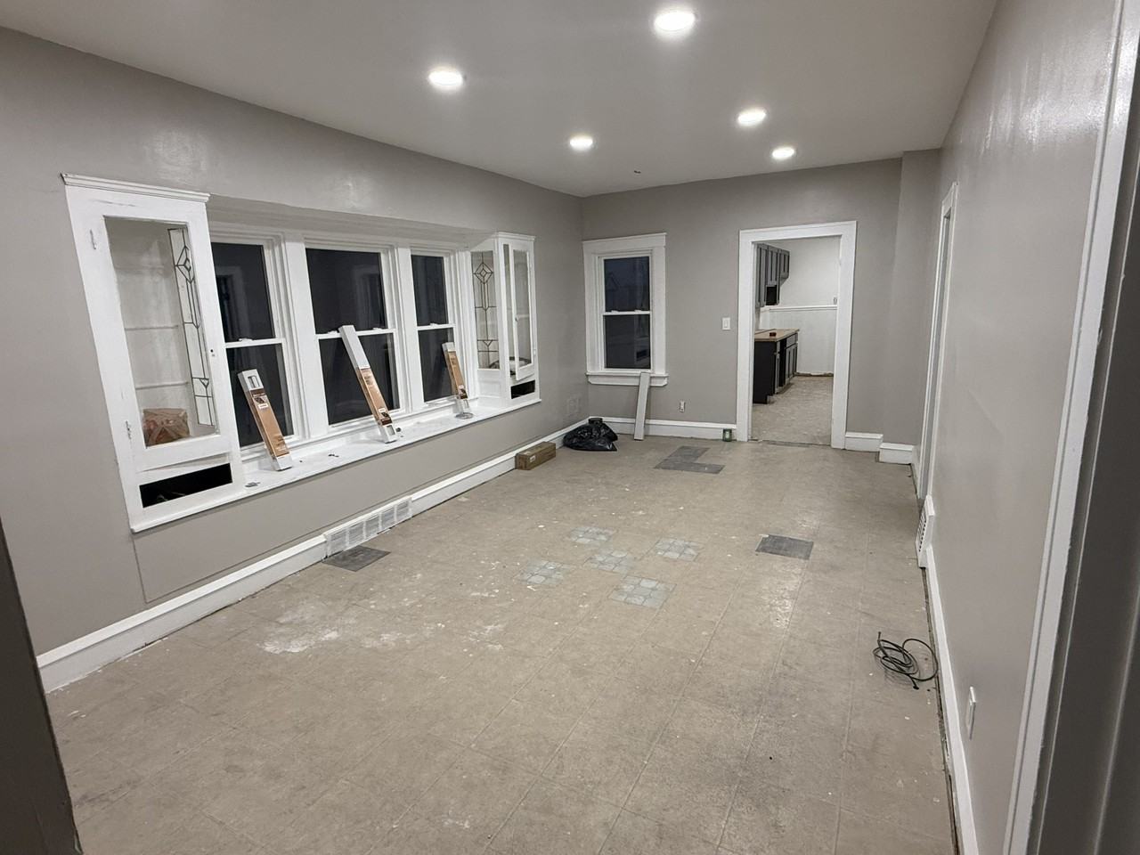 3138 Seymour Ave #DOWN - Photo 3 of 7