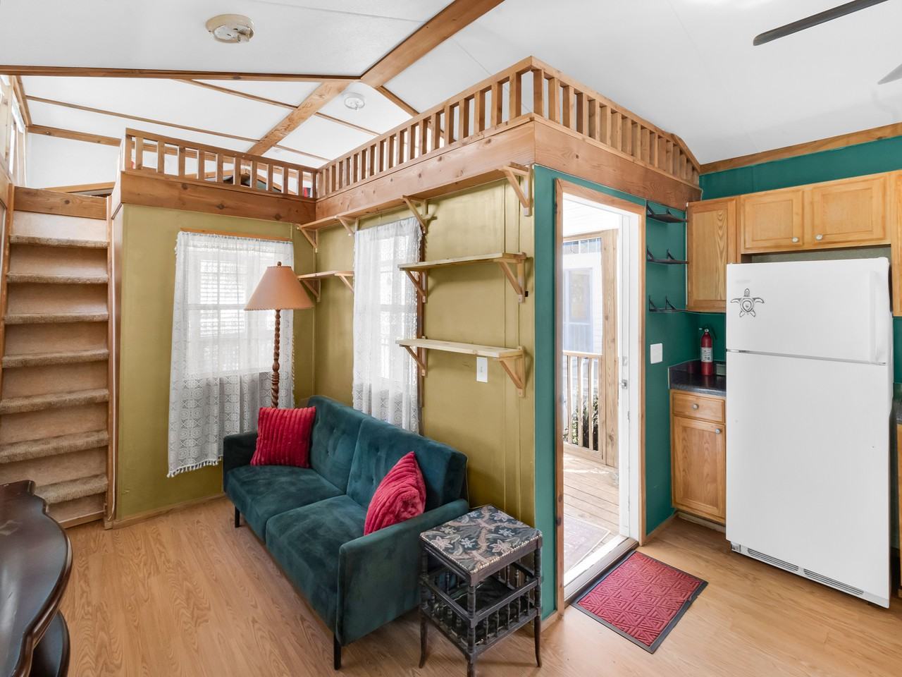 1449 Suncrest St #1 - Photo 5 of 10