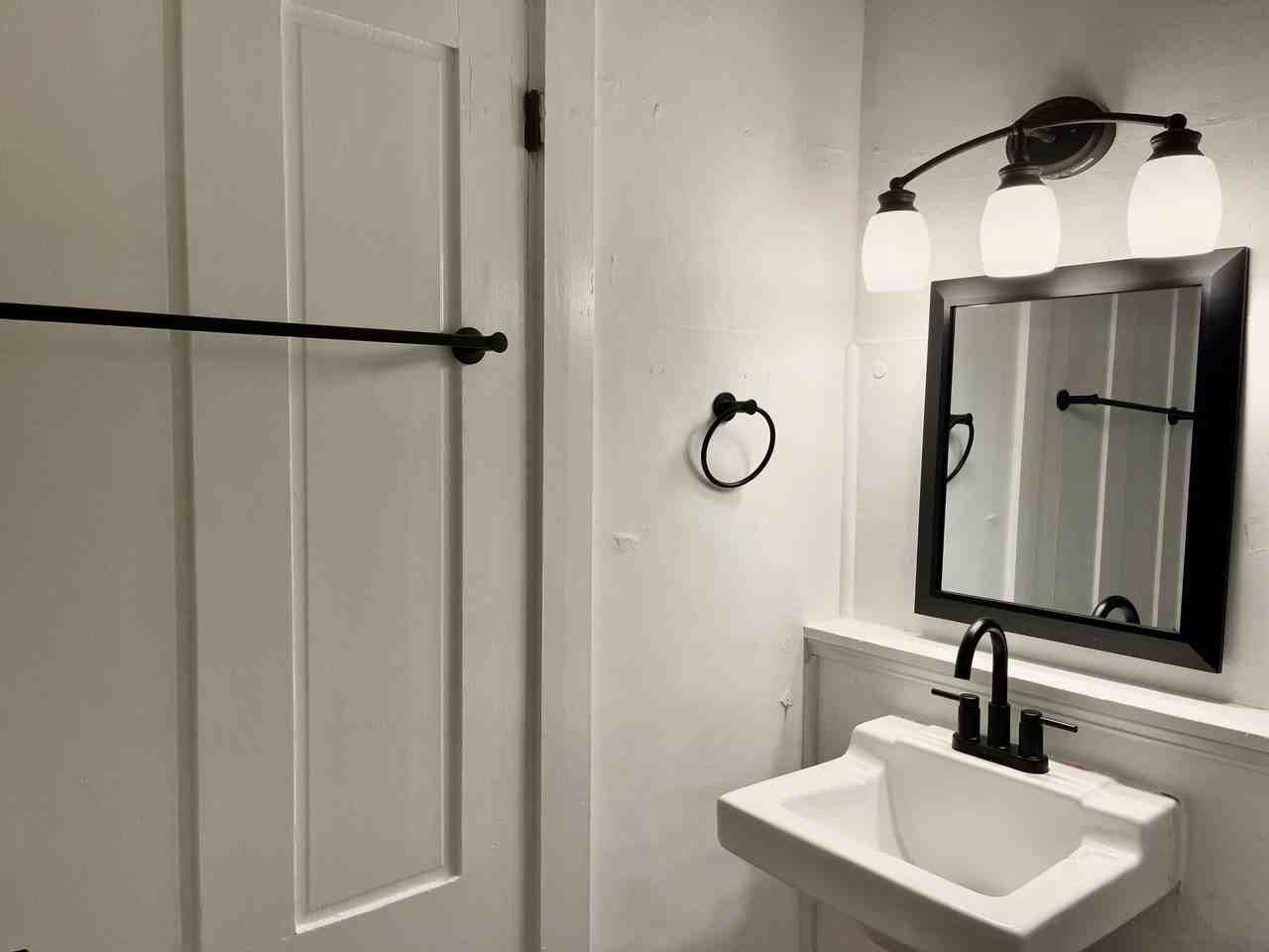 17 7th St #3 - Photo 4 of 6