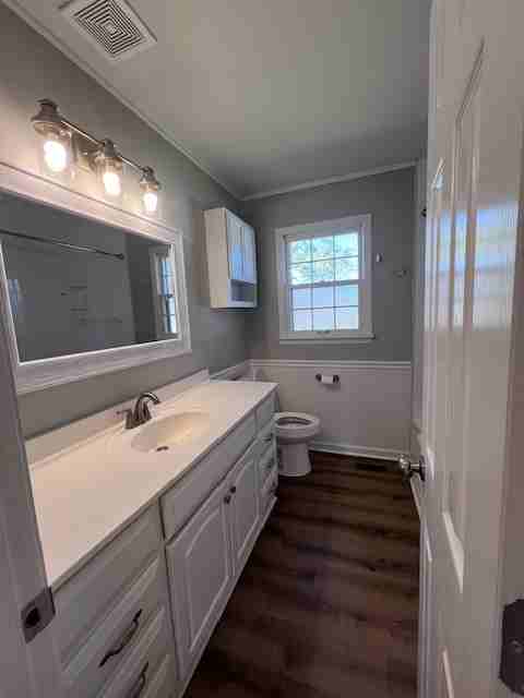832 Craig St #1 - Photo 5 of 22