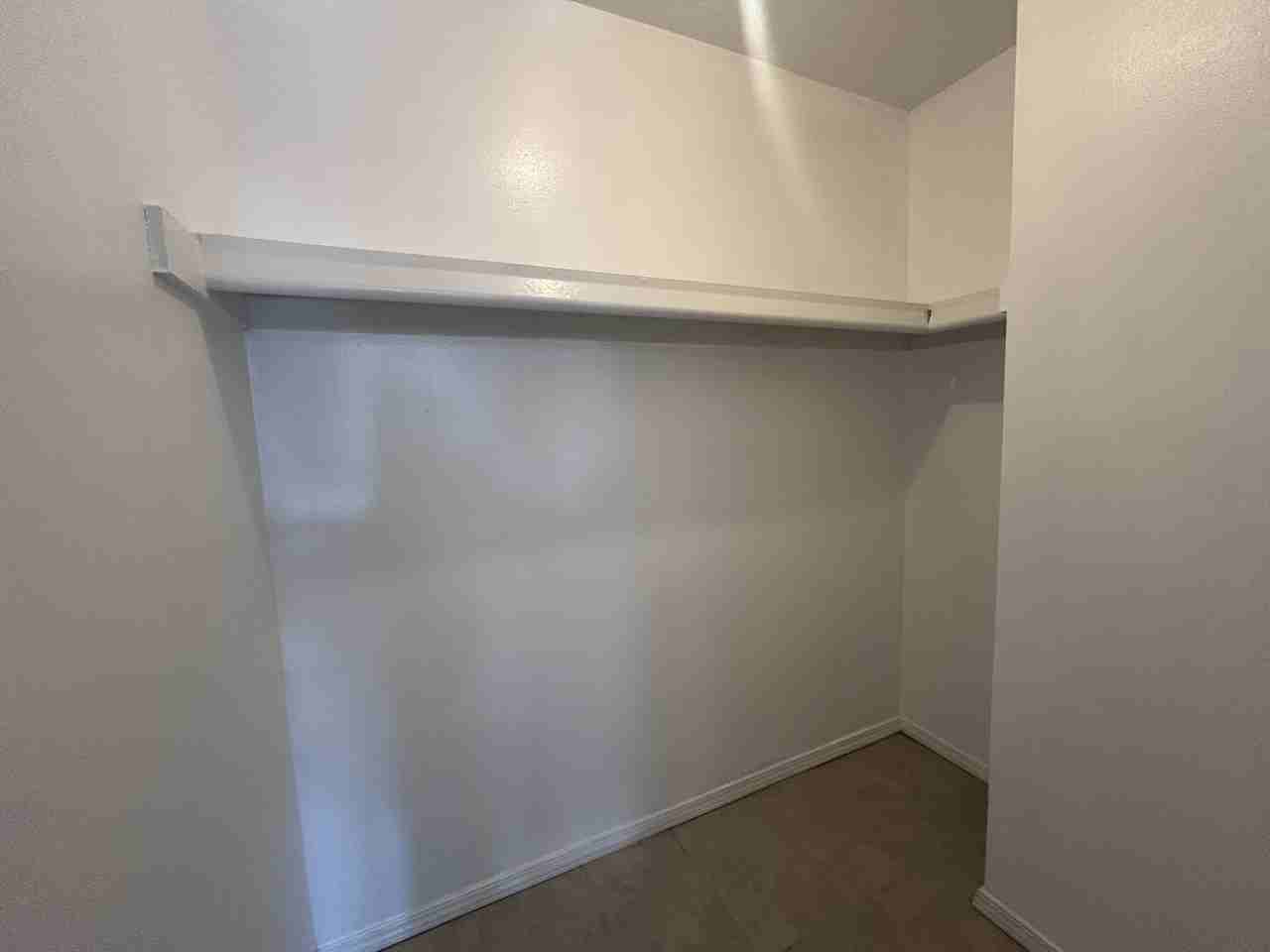 10805 Towner Ave Ne #D - Photo 4 of 8