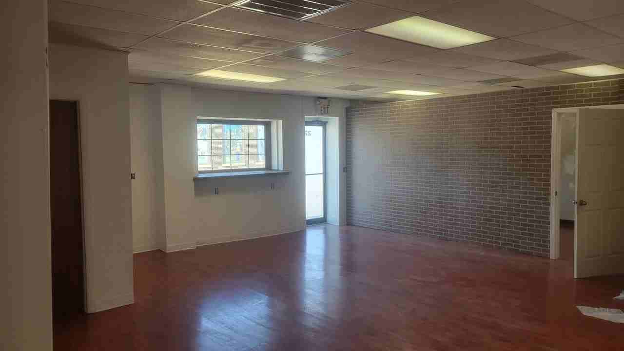 22 Taylor St #1 - Photo 2 of 8