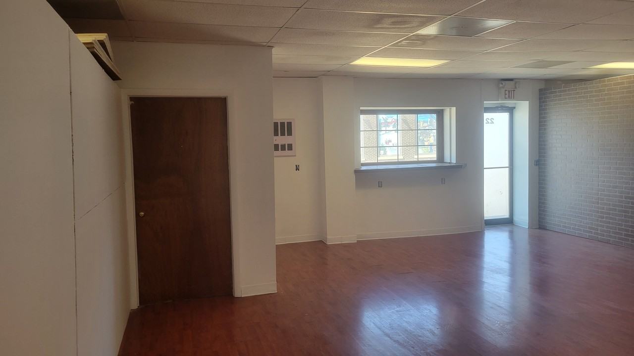 22 Taylor St #1 - Photo 5 of 8