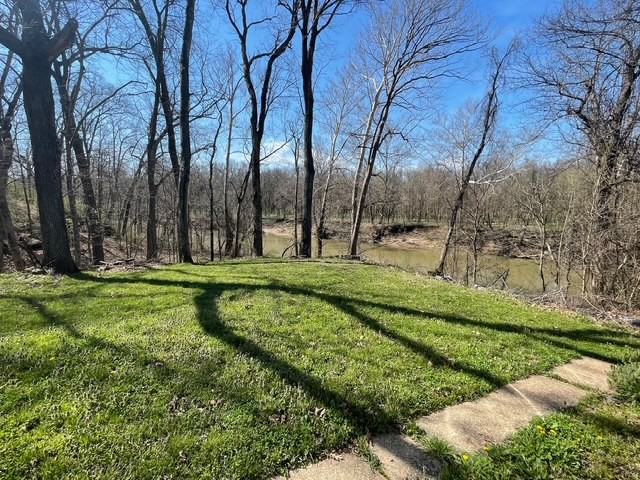 1118 Franklin Ave #1 - Photo 5 of 14