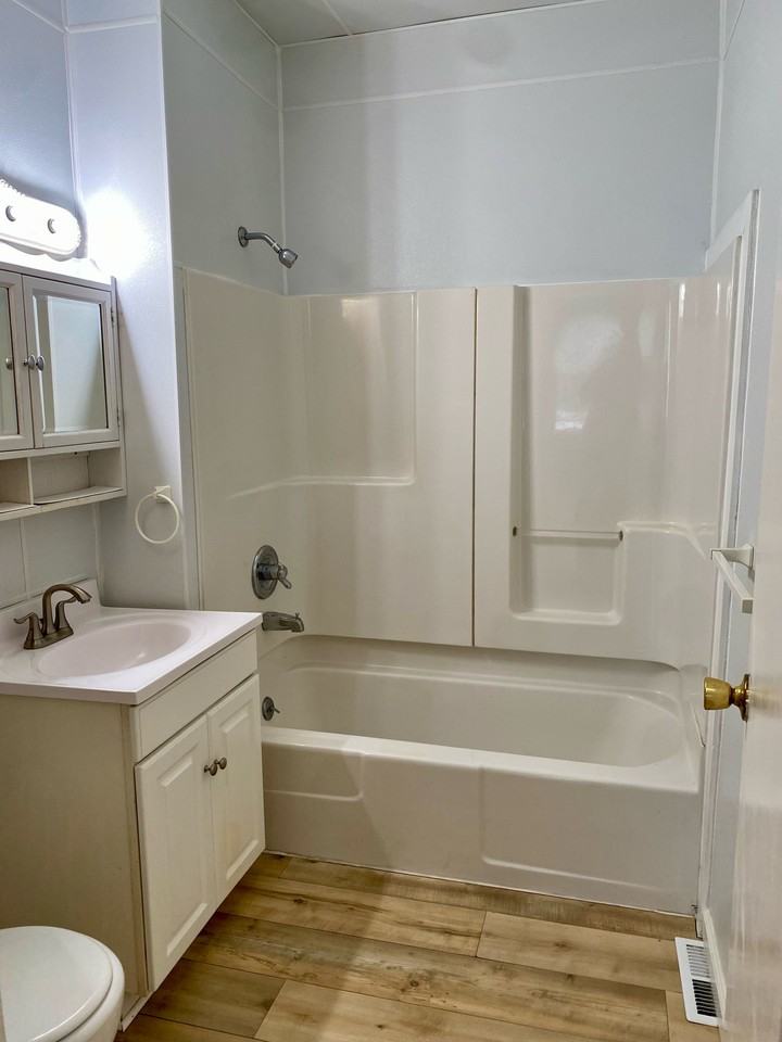 906 Burrstone Rd #1 - Photo 3 of 11