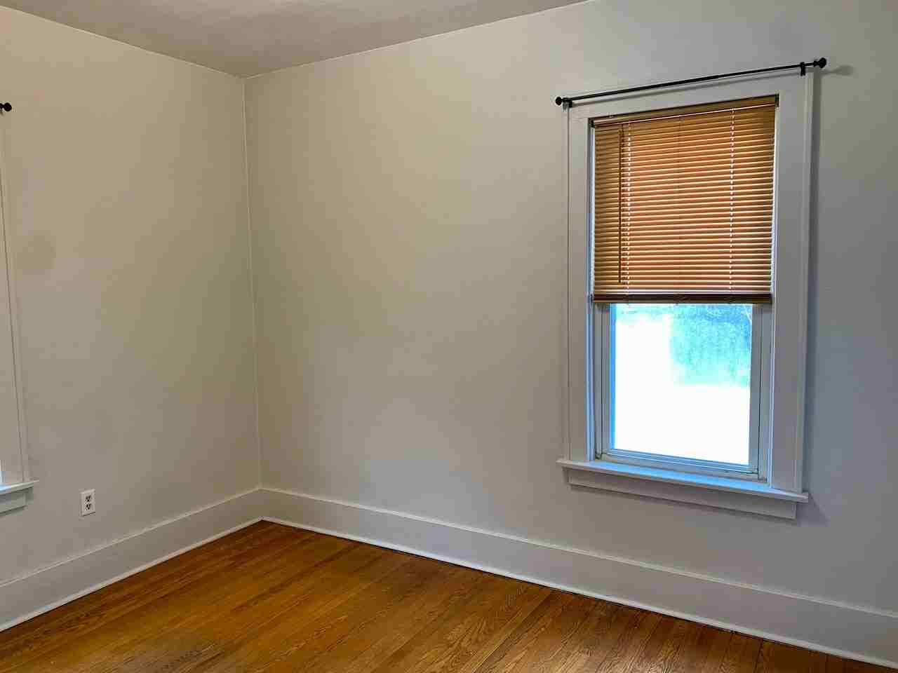 906 Burrstone Rd #1 - Photo 6 of 11