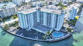 10350 West Bay Harbor Drive - 1Apt 3T #1 - Photo 1 of 1