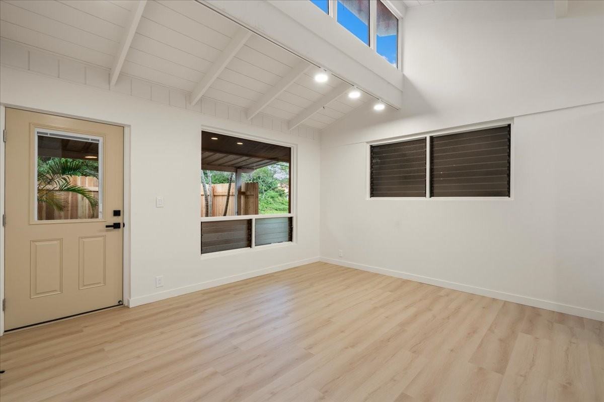 3567 Baldwin Ave #C - Photo 2 of 13