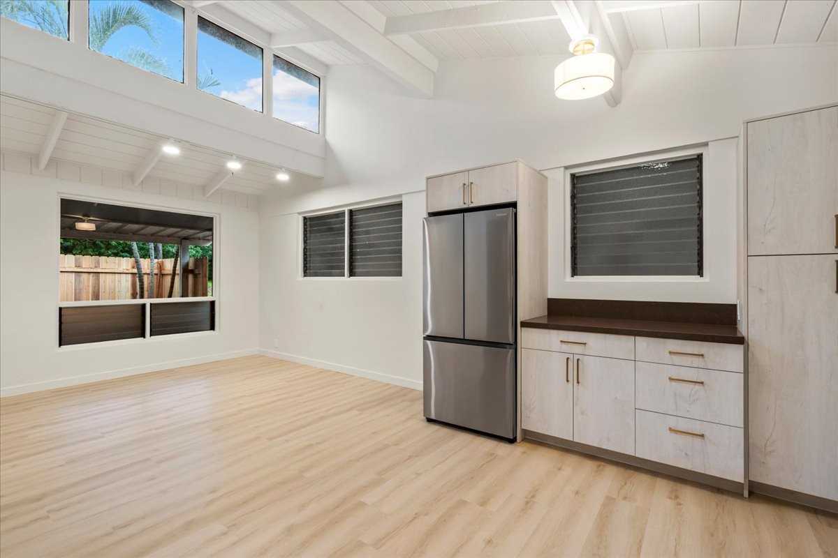 3567 Baldwin Ave #C - Photo 5 of 13