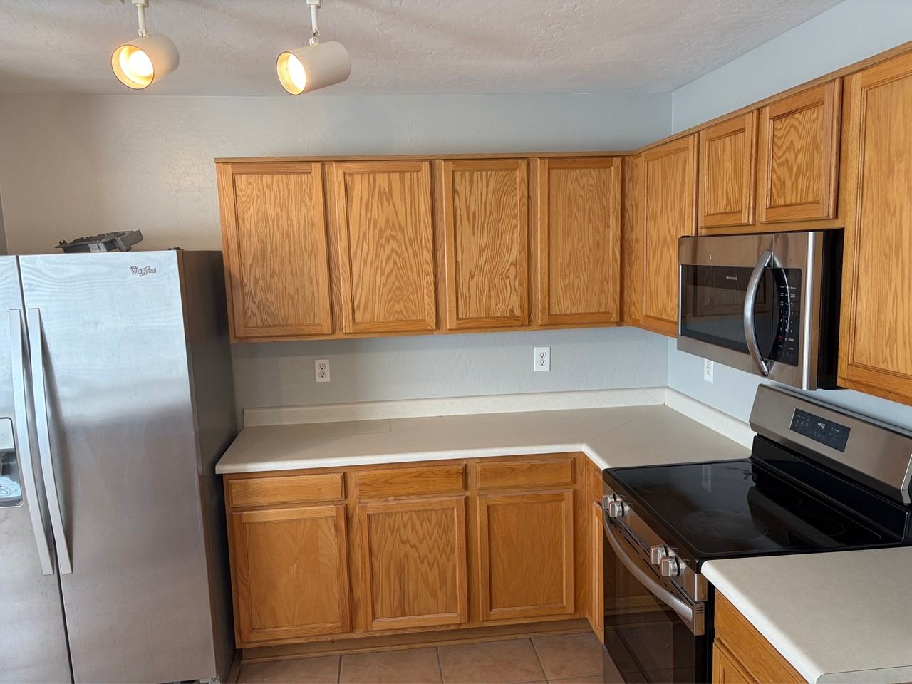 2300 E 37th Ave - Photo 6 of 27