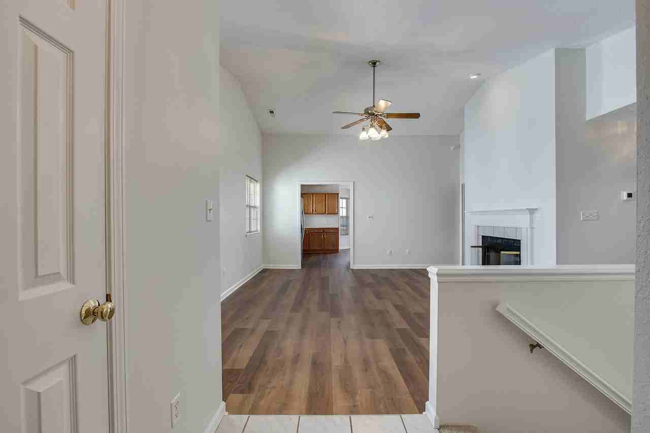 513 Cimarron Cir #1 - Photo 3 of 34