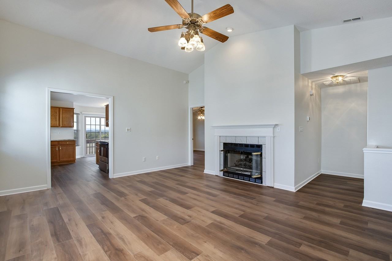 513 Cimarron Cir #1 - Photo 4 of 34