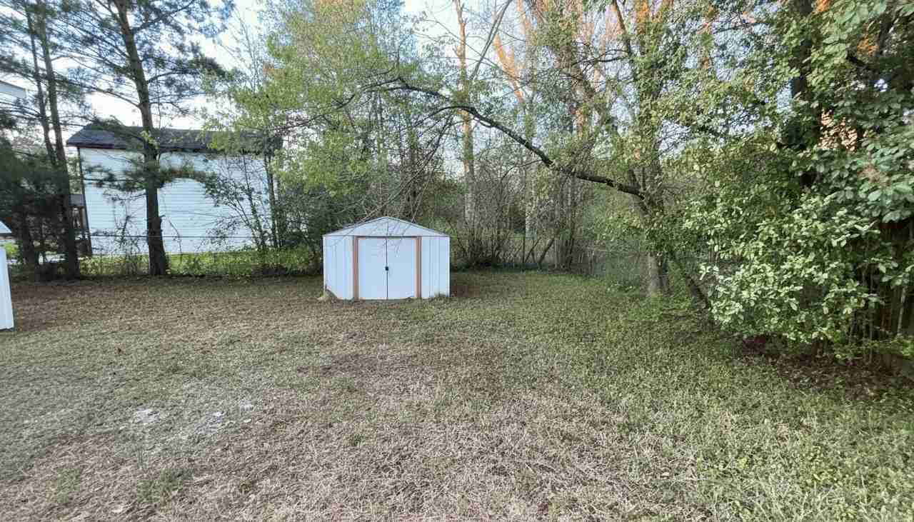 2665 Chatsworth Ct #1 - Photo 3 of 18