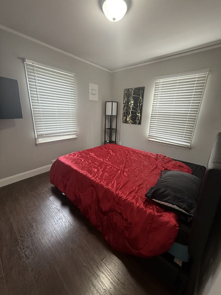 3012 Grayson St #1 - Photo 6 of 9