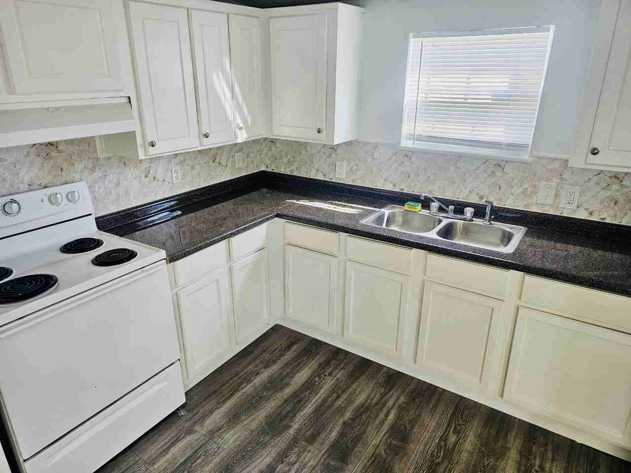 3913 Carlyss Dr #1 - Photo 4 of 24