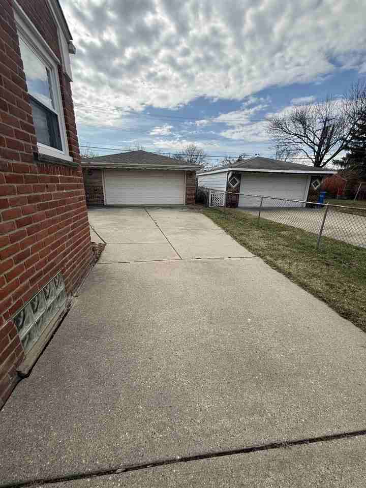 3746 Jarvis Ave #1 - Photo 2 of 8