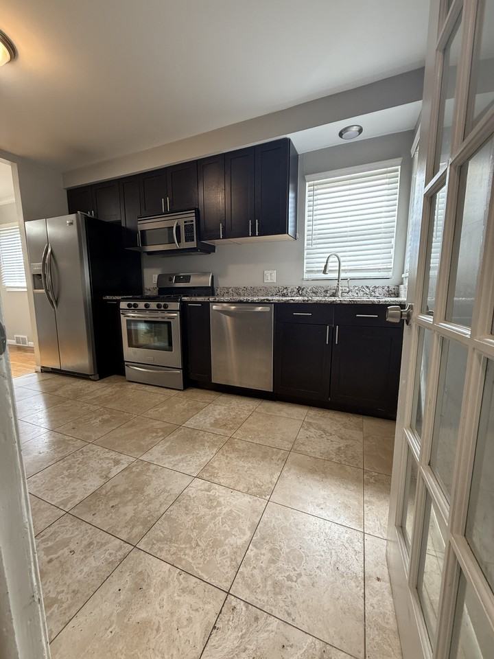 3746 Jarvis Ave #1 - Photo 3 of 8