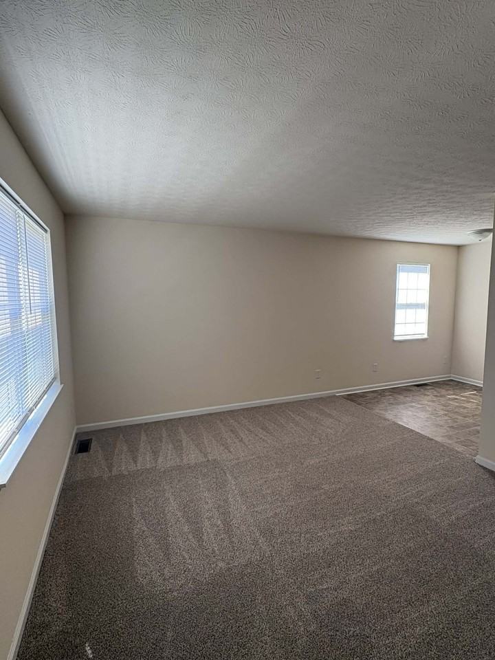 1611 Flanigan Ct #1 - Photo 2 of 15