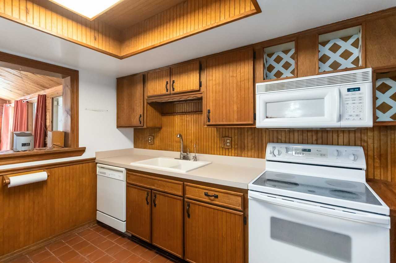 9410 7th Ave #1 - Photo 3 of 20