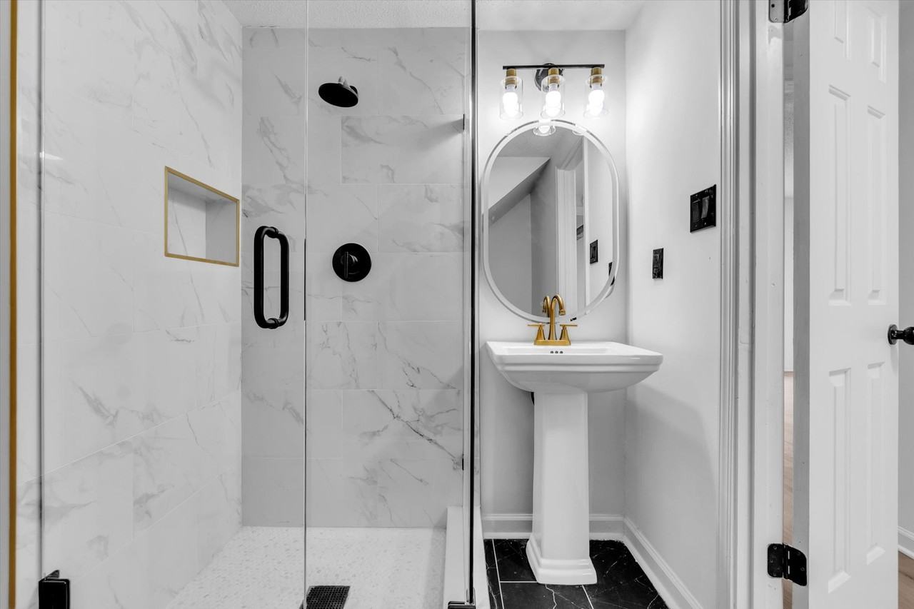 2999 Woffington Ln #1 - Photo 3 of 8