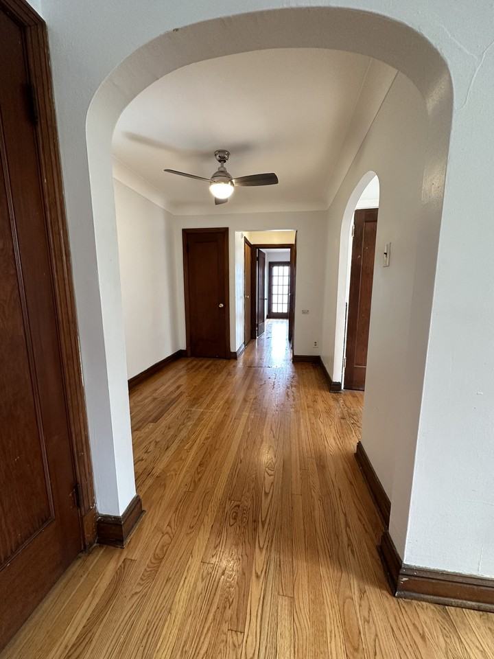 8828 Riverview Blvd Apt 2s #2S - Photo 3 of 18