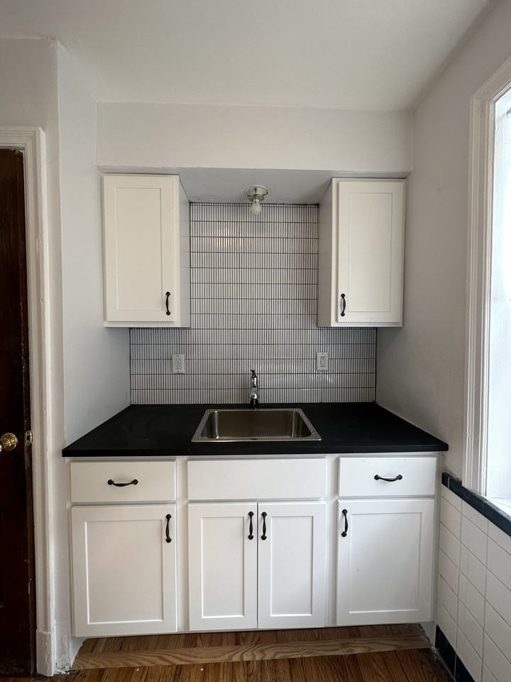 8828 Riverview Blvd Apt 2s #2S - Photo 5 of 18