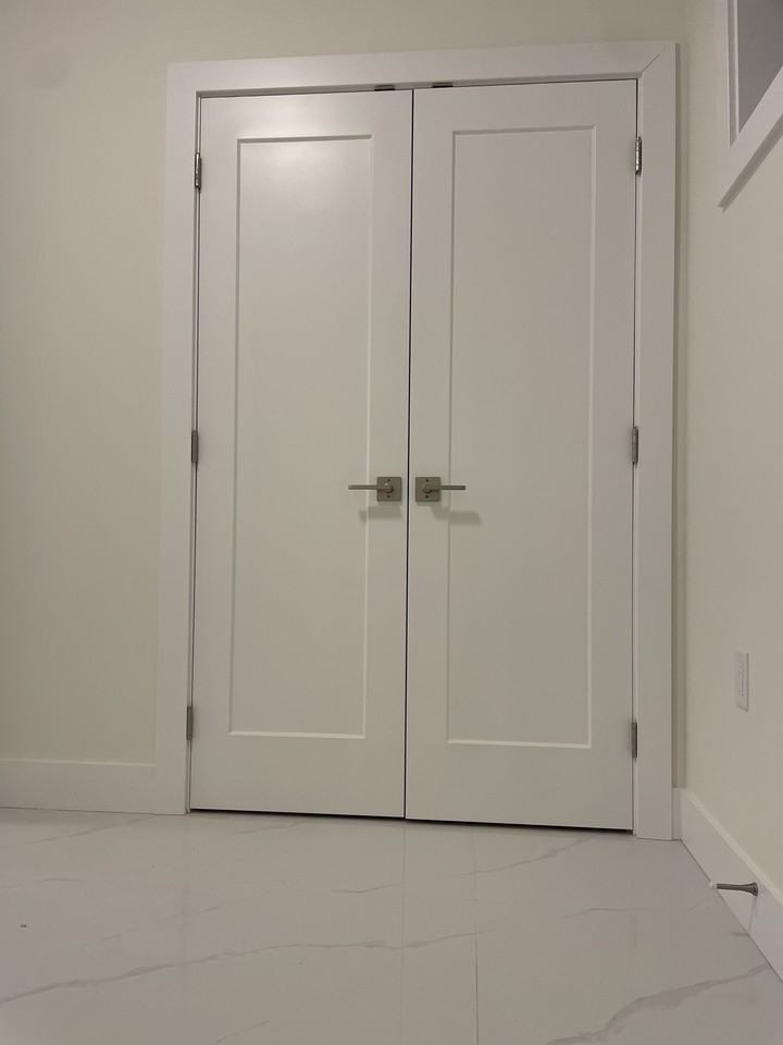 1853 Trent Avenue - Photo 7 of 8